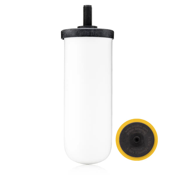 Candela filtrante British Berkefeld Ultra Fluoride da 7 pollici e la sua base gialla